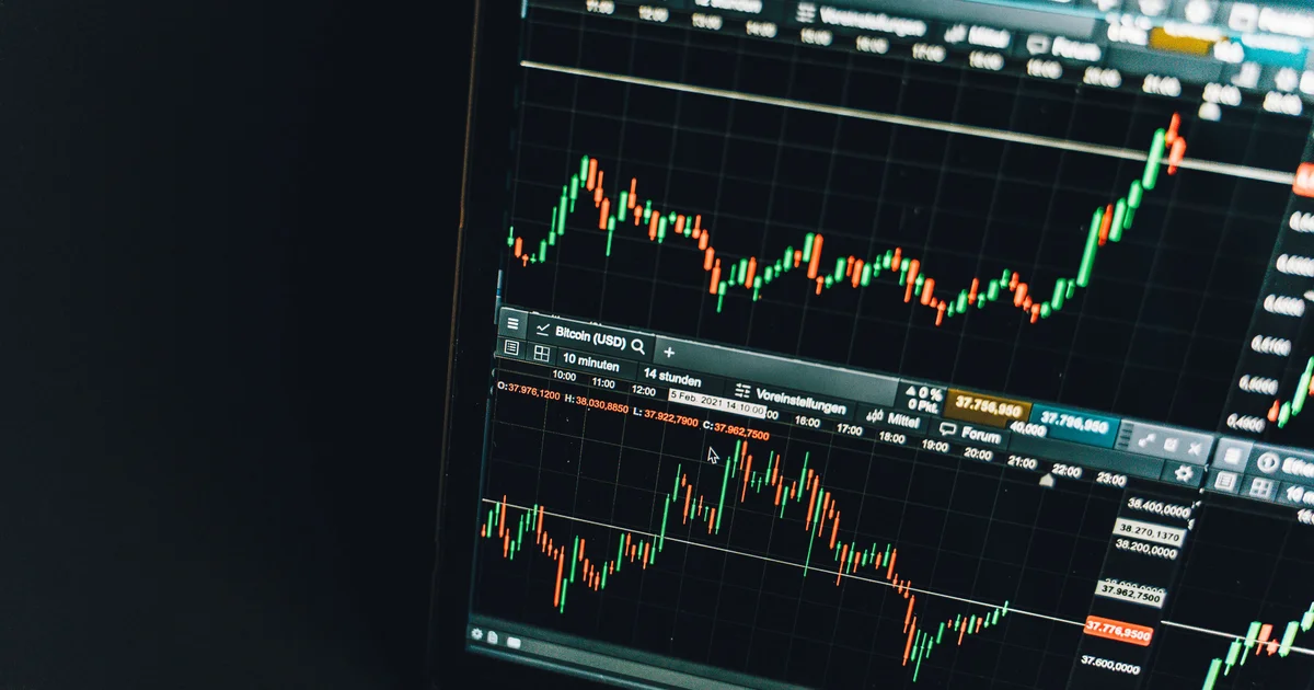High Dividend Stocks 2026: 4%–8% Yields, Safety & Top Picks